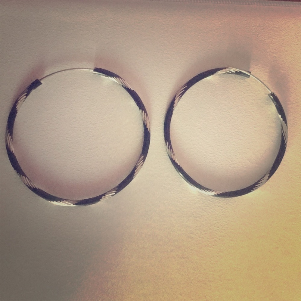 Black and silver ring earrings 3/$10  5/$5